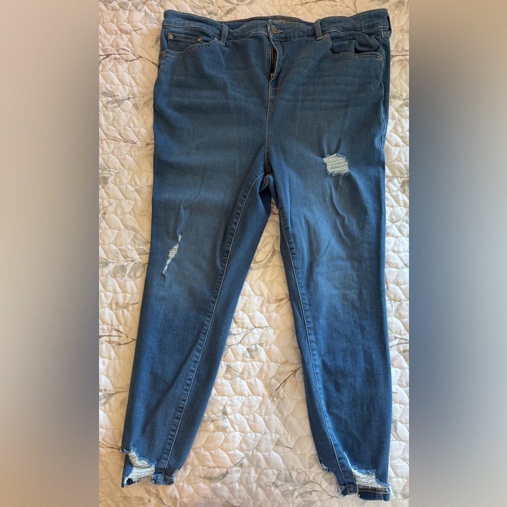 Midfit Distressed Super Skinny